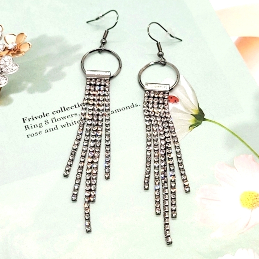 NWT Glamourous Crystal Hoop Five Row Slinky Tassel Silver Earrings